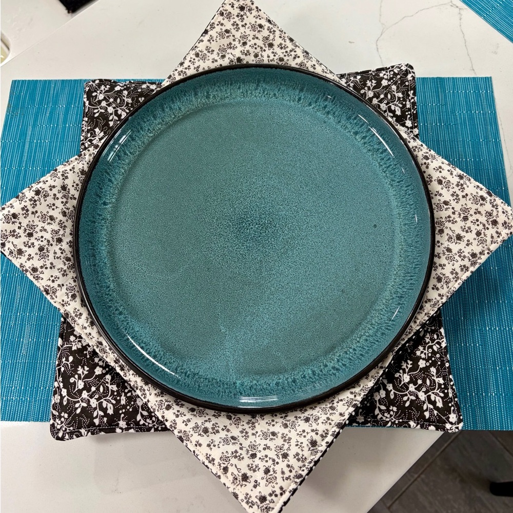 Microwaveable Plate Cozies, Set of 2